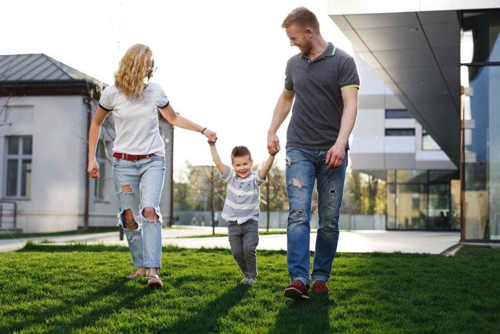 Local Residential Rooftop Solar Installation Contractors from New York